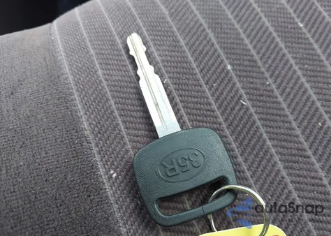 1993 Toyota Corolla Le из США, поврежденный, VIN 1NXAE00E0PZ082330